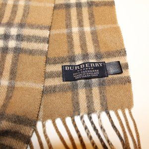 Burberry Classic Cashmere Scarf
